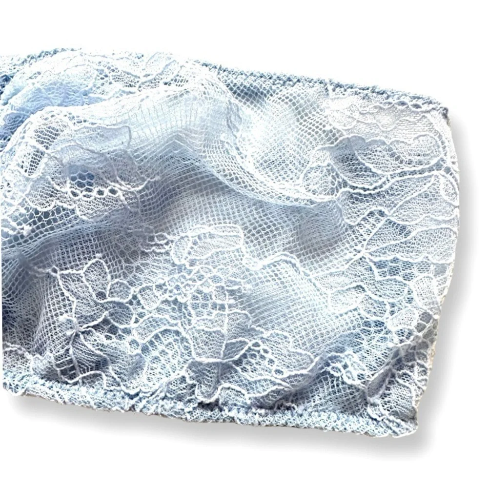 Kimchi Blue Urban Outfitters Light Blue Lace Bandeau Bralette Size M